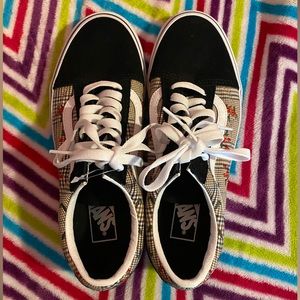 Vans Old Skool Shoe, Black with Floral Design